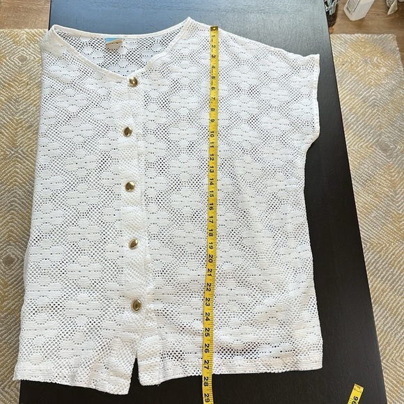 Le Cove Brand White Crochet Lightweight Swimsuit Coverup - Picture 7 of 8